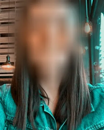 Alena, 24