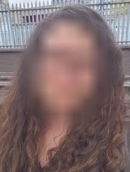 Amira, 36