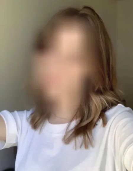 Aylin, 28
