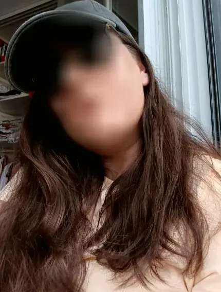Carla, 32