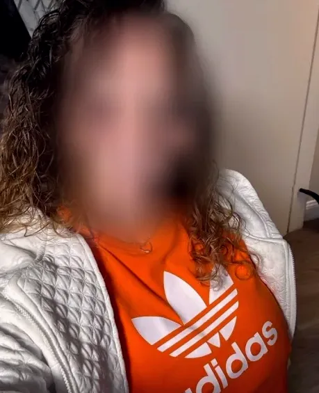 Chiara, 39