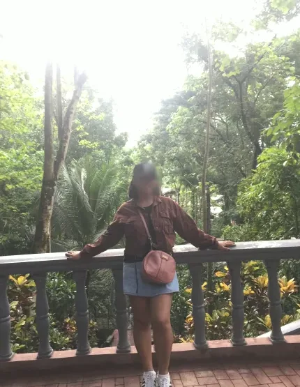 Lara, 32
