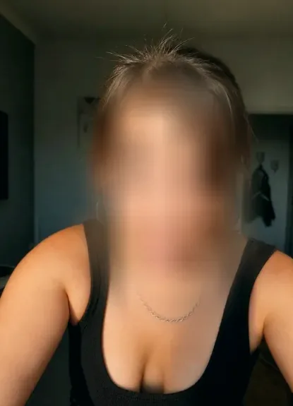 Zeynep, 34